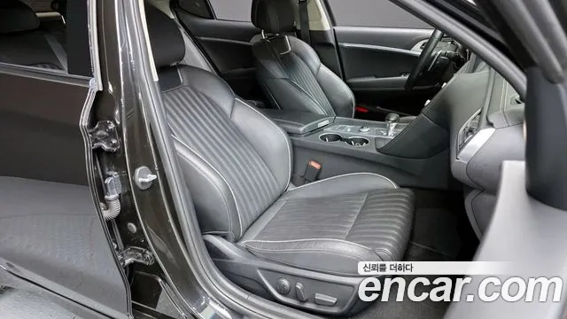 Genesis G70 2018 Черный из Кореи, фото 3