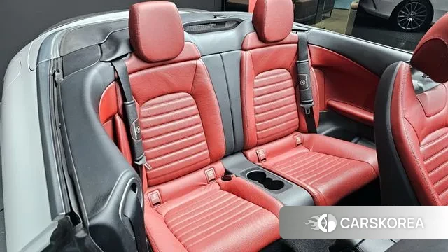 Mercedes-Benz C-Class W205 2018 Белый из Кореи, фото 3