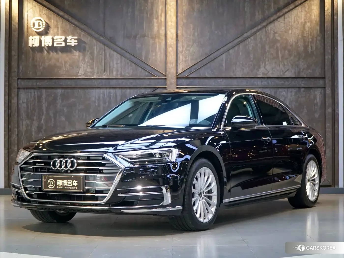 Audi A8 2022 Черный из Китая, фото 3