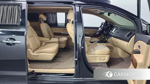 Kia All New Carnival 2018 Черный из Кореи, фото 3