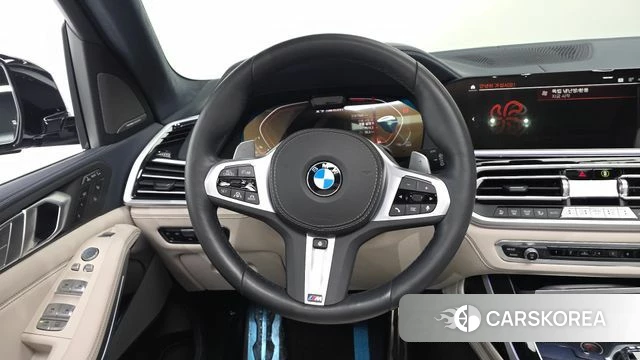 BMW X7 (G07) 2022 Черный из Кореи, фото 3