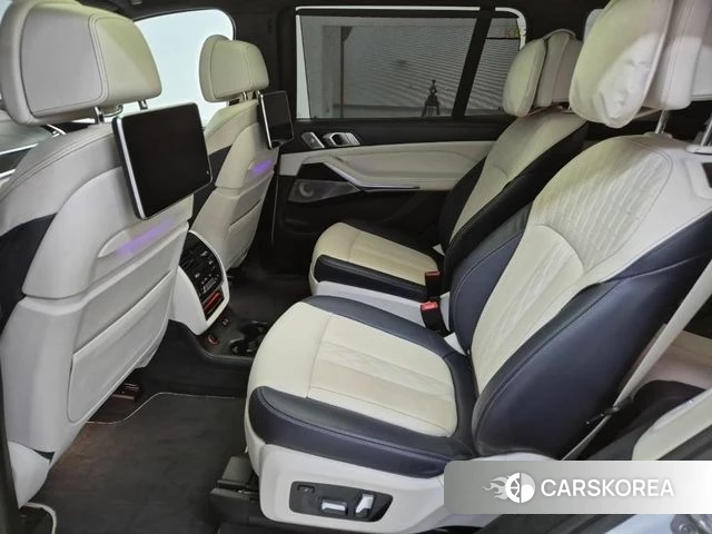 BMW X7 (G07) 2021 Белый из Кореи, фото 3