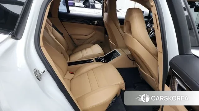 Porsche Panamera (971) 2018 Белый из Кореи, фото 3