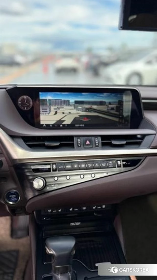 Lexus ES300h 7th generation 2021 Белый из Кореи, фото 3