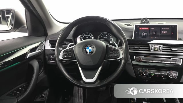 BMW X1 (F48) 2022 Белый из Кореи, фото 3