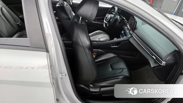 Hyundai Avante (CN7) 2021 Серебряный из Кореи, фото 3