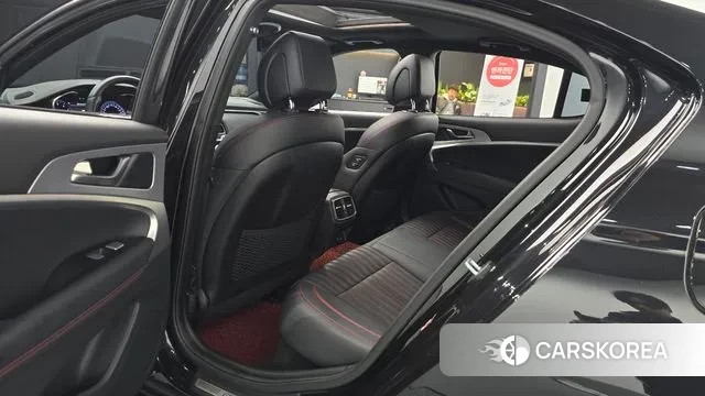 Genesis G70 2019 Черный из Кореи, фото 3