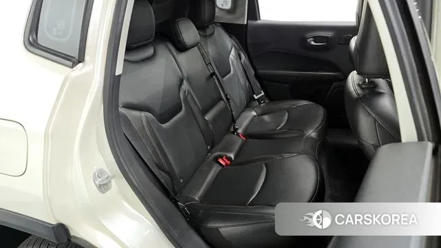 Jeep Compass 2nd Generation 2019 Белый из Кореи, фото 3