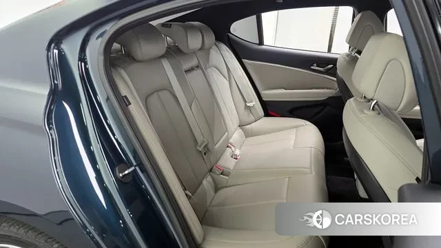 Genesis The New G70 2022 Синий из Кореи, фото 3