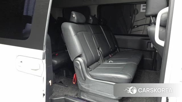 Hyundai Staria 2024 Белый из Кореи, фото 3
