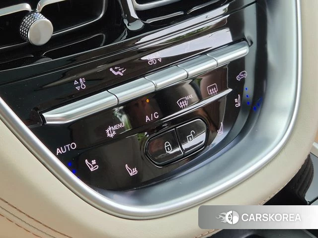 Aston Martin DBX 2022 Красный из Кореи, фото 3