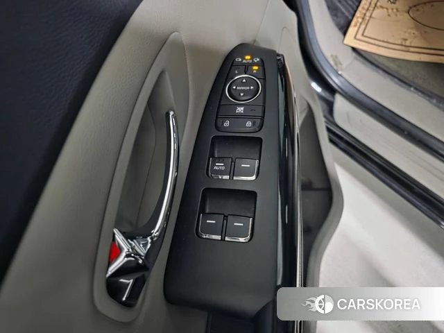 Kia The New Carnival 2018 Черный из Кореи, фото 3