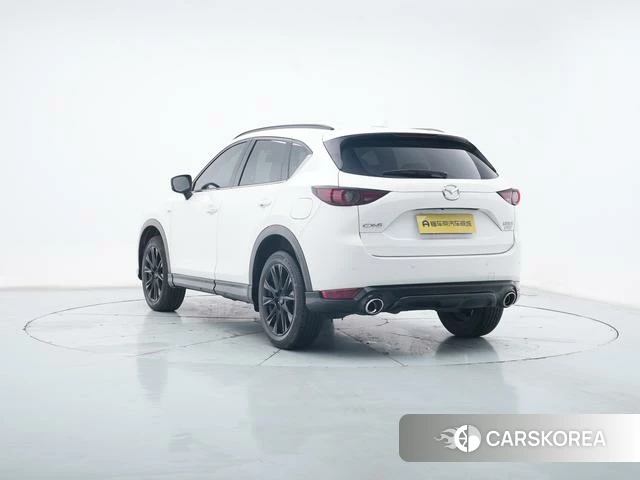 Mazda CX-5 2022 Белый из Китая, фото 3