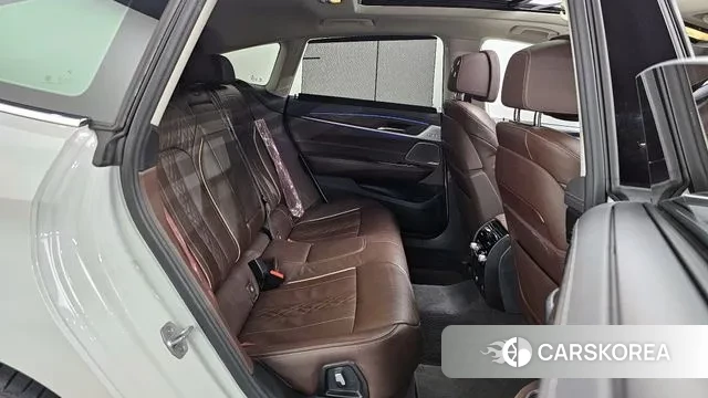 BMW 6 Series GT (G32) 2024 Белый из Кореи, фото 3