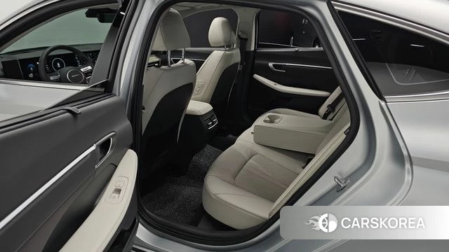 Hyundai Sonata D Edge (DN8) 2025 Серебристо-серый из Кореи, фото 3