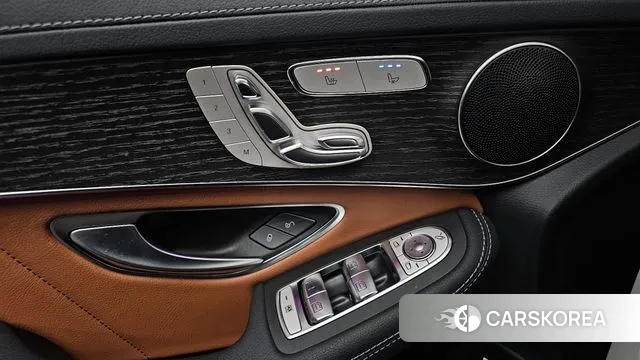 Mercedes-Benz GLC-Class X253 2022 Белый из Кореи, фото 3