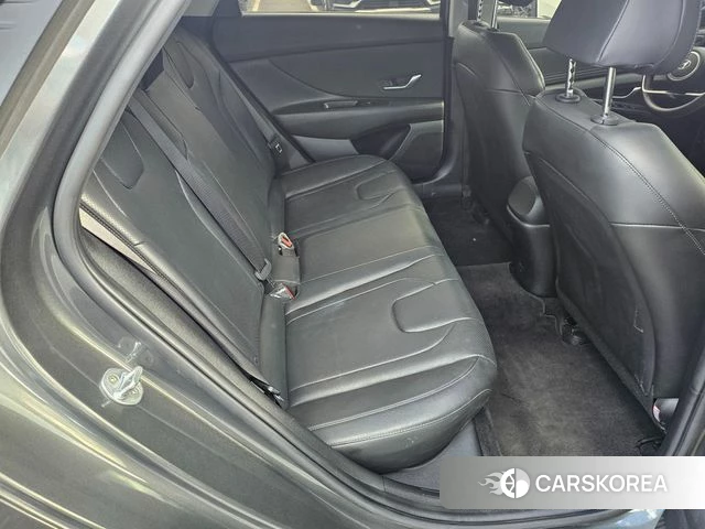 Hyundai Avante (CN7) 2022 Темно-зеленый из Кореи, фото 3