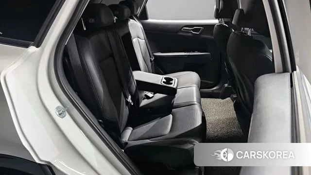 Kia Sportage 5th Generation 2023 Белый из Кореи, фото 3