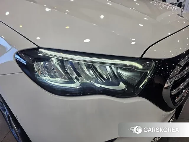 Mercedes-Benz E-Class W214 2024 Белый из Кореи, фото 3