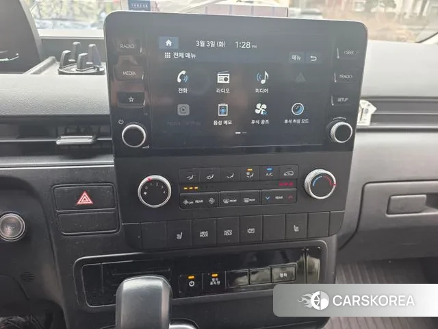 Hyundai Staria 2022 Желтый из Кореи, фото 3