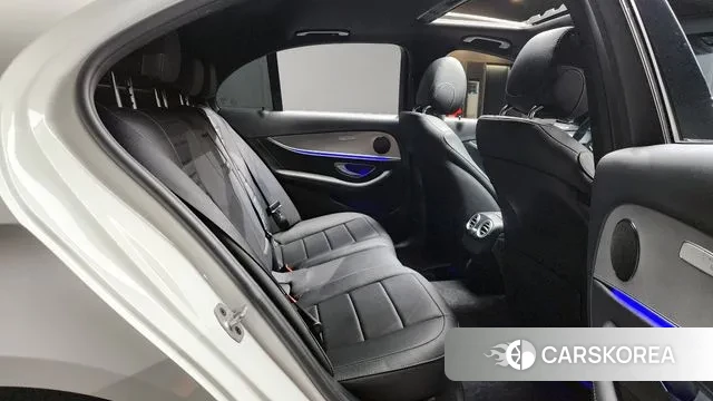 Mercedes-Benz E-Class W213 2020 Белый из Кореи, фото 3