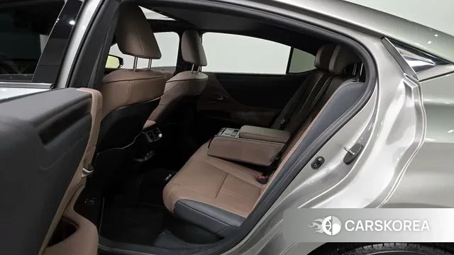 Lexus ES300h 7th generation id 2889636 из Кореи 3