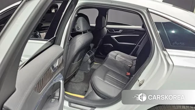 Audi A6 (C8) id 2902326 из Кореи 3