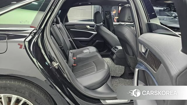 Audi A6 (C8) 2020 Черный из Кореи, фото 3