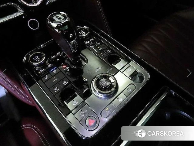 Bentley Flying Spur 3rd Generation 2021 Черный из Кореи, фото 3