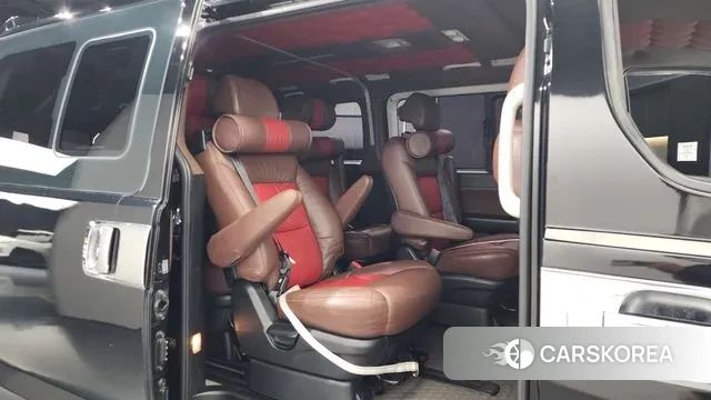 Hyundai The New Grand Starex 2019 Черный из Кореи, фото 3