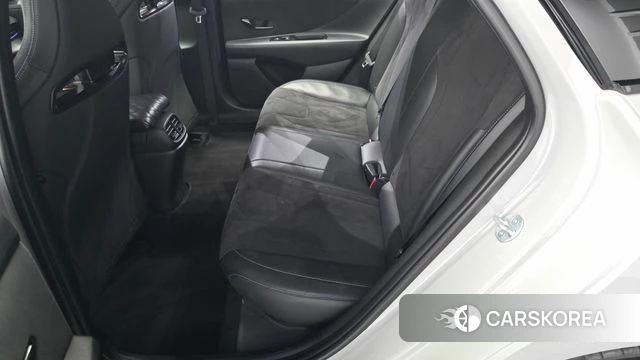 Hyundai Avante (CN7) 2023 Серебристо-серый из Кореи, фото 3