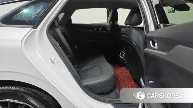 Kia K5 3rd generation 2023 Белый из Кореи, фото 3