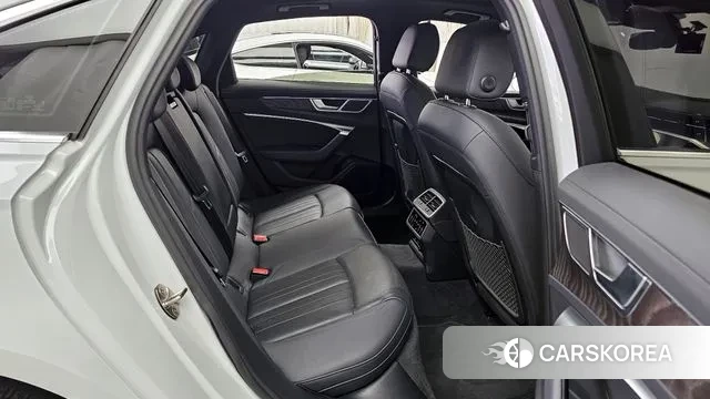 Audi A6 (C8) 2021 Белый из Кореи, фото 3