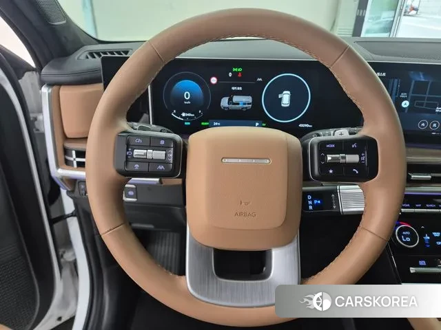 Hyundai Santa Fe (MX5) 2023 Белый из Кореи, фото 3