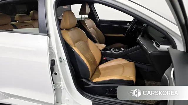 Kia K5 3rd generation 2021 Белый из Кореи, фото 3