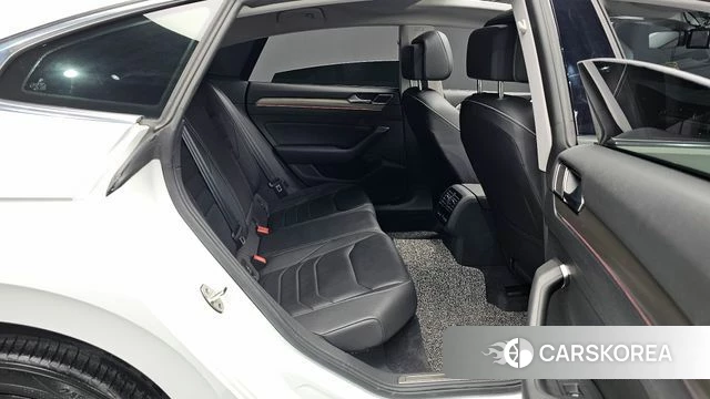 Volkswagen Arteon 2019 Белый из Кореи, фото 3