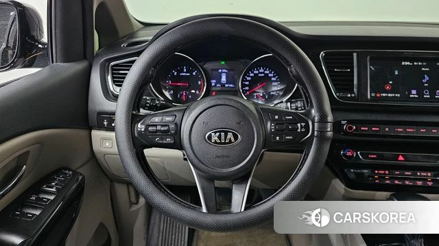 Kia The New Carnival 2018 Серый из Кореи, фото 3