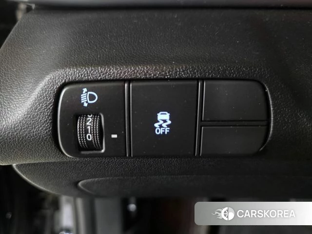 Hyundai The New Avante (CN7) 2023 Черный из Кореи, фото 3