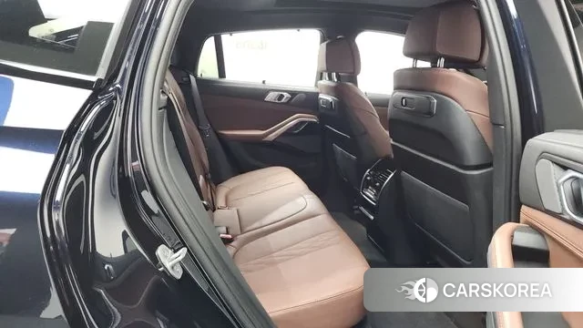 BMW X6 (G06) 2024 Черный из Кореи, фото 3