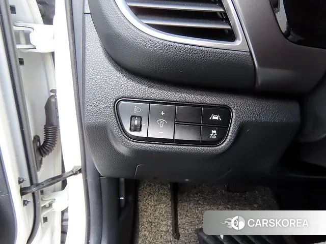 Kia Seltos 2021 Белый из Кореи, фото 3