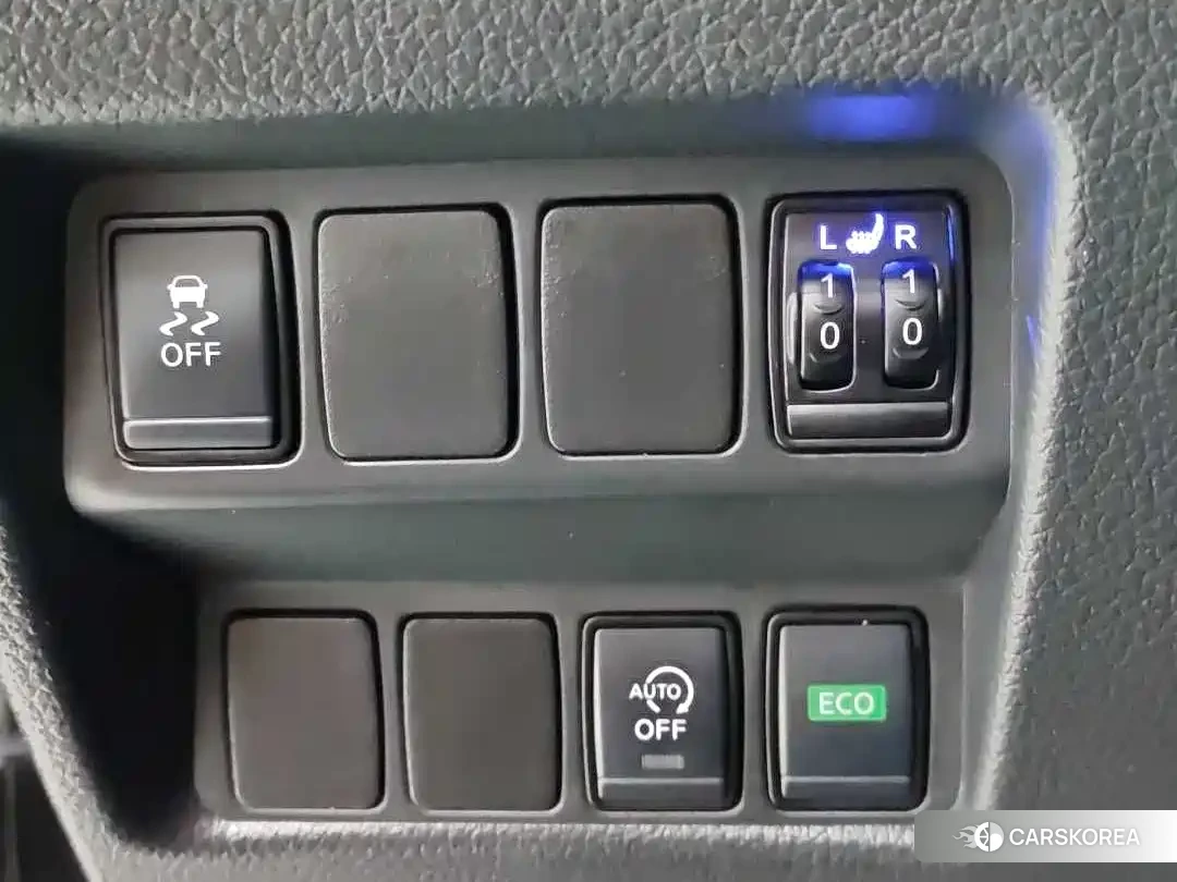 Nissan Qijun 2023 Черный из Китая, фото 3