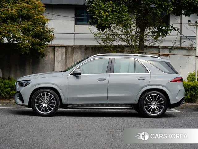 Mercedes-Benz GLE (import) 2023 Темно-серый из Китая, фото 3