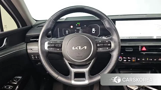 Kia The New K5 3rd generation 2024 Белый из Кореи, фото 3
