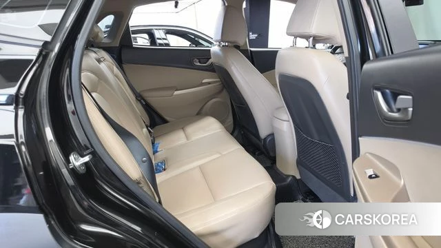 Hyundai Kona 2019 Черный из Кореи, фото 3
