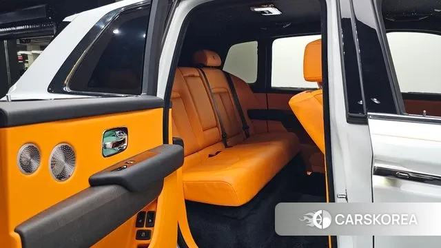 Rolls-Royce Cullinan 2024 Белый из Кореи, фото 3