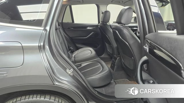 BMW X1 (F48) 2022 Серый из Кореи, фото 3