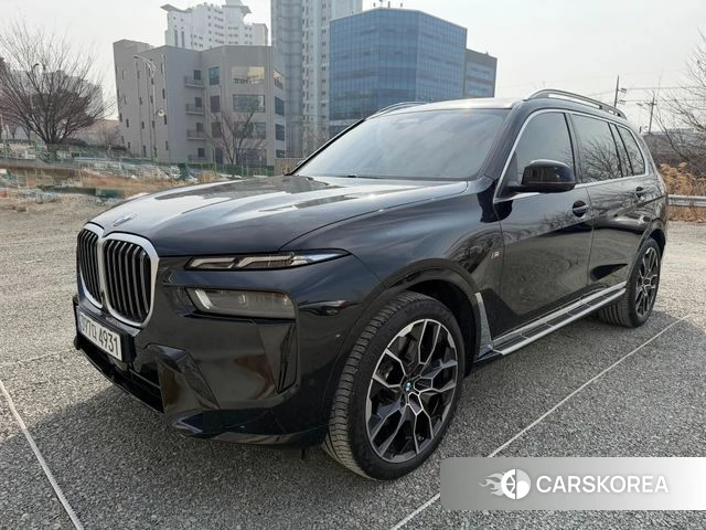 BMW X7 (G07) 2024 Черный из Кореи, фото 3
