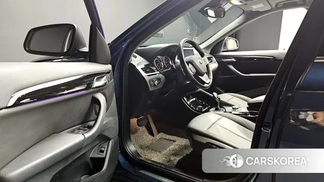 BMW X1 (F48) 2022 Синий из Кореи, фото 3