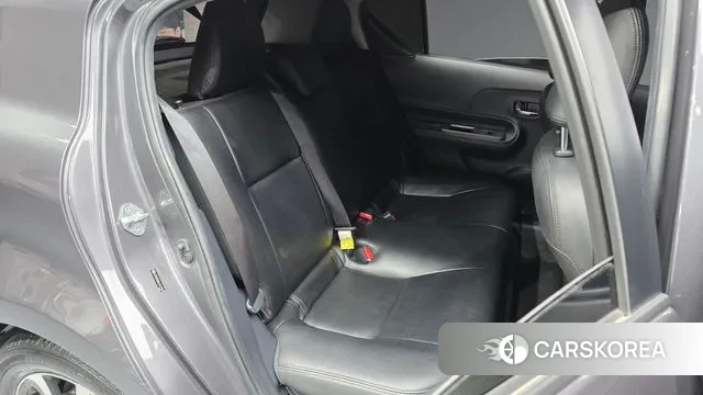 Toyota Prius C 2018 Серый из Кореи, фото 3