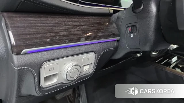 Mercedes-Benz GLE-Class W167 2022 Белый из Кореи, фото 3